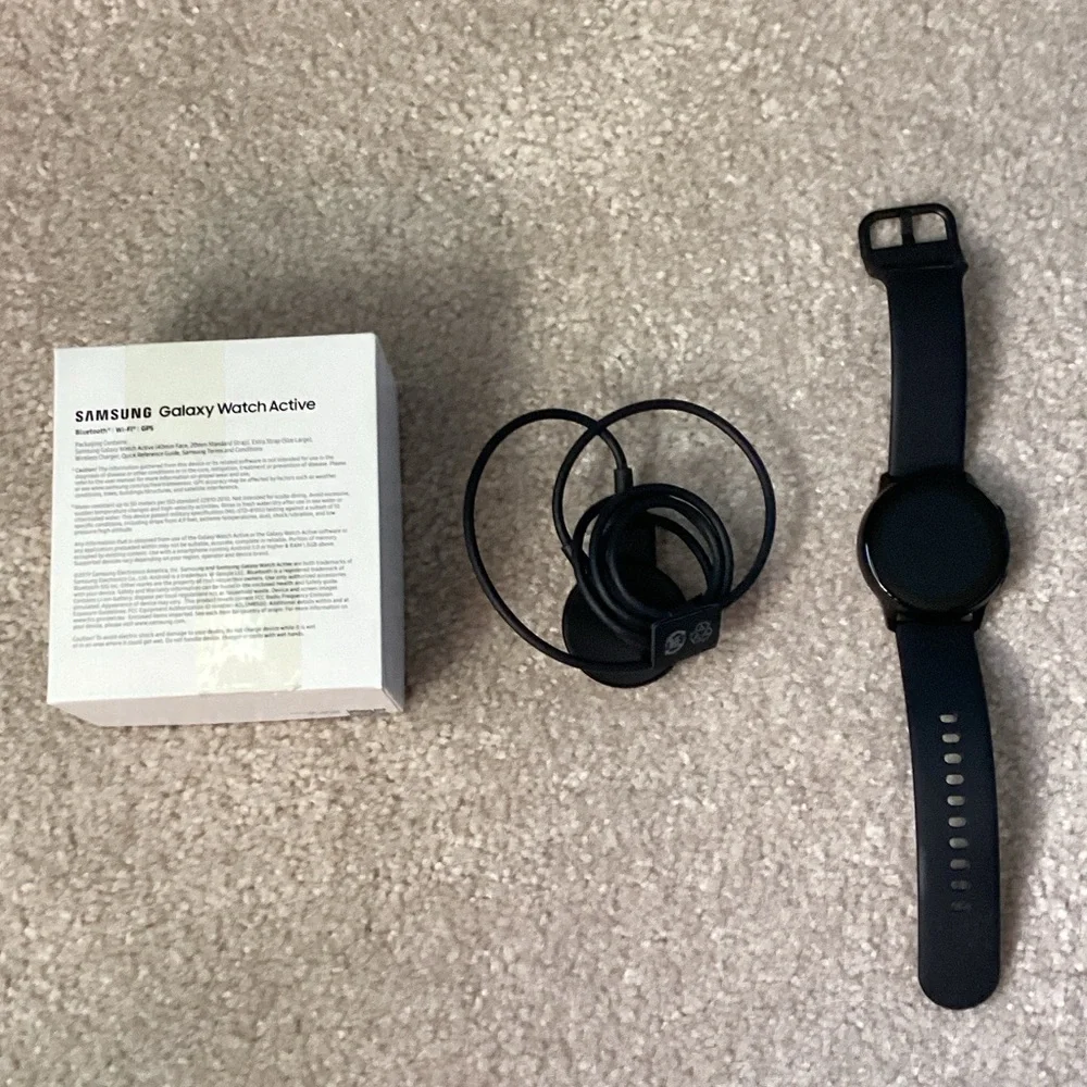 Samsung Active Smartwatch in Black with Yellow Display Accents